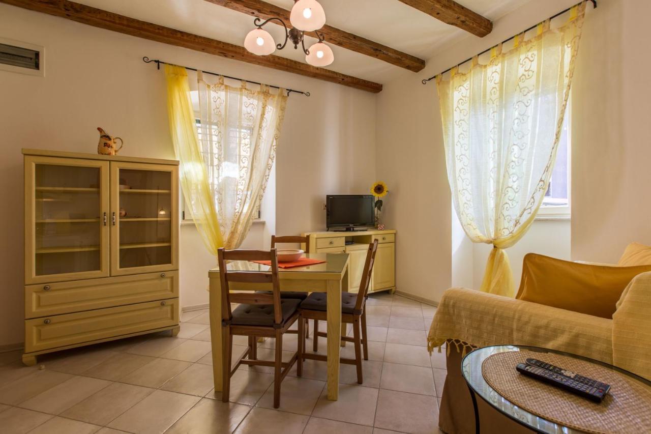 Apartments Casa Saina Rovinj Exterior photo